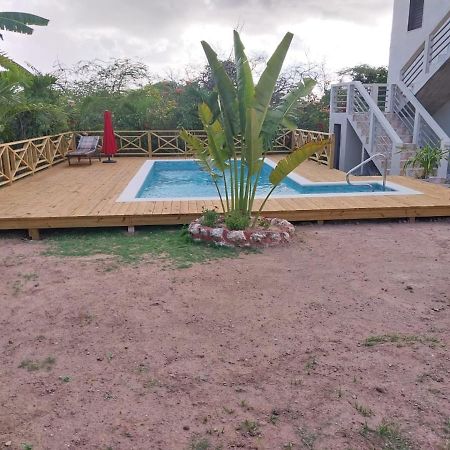 Eliwes Villa Treasure Beach Exterior photo